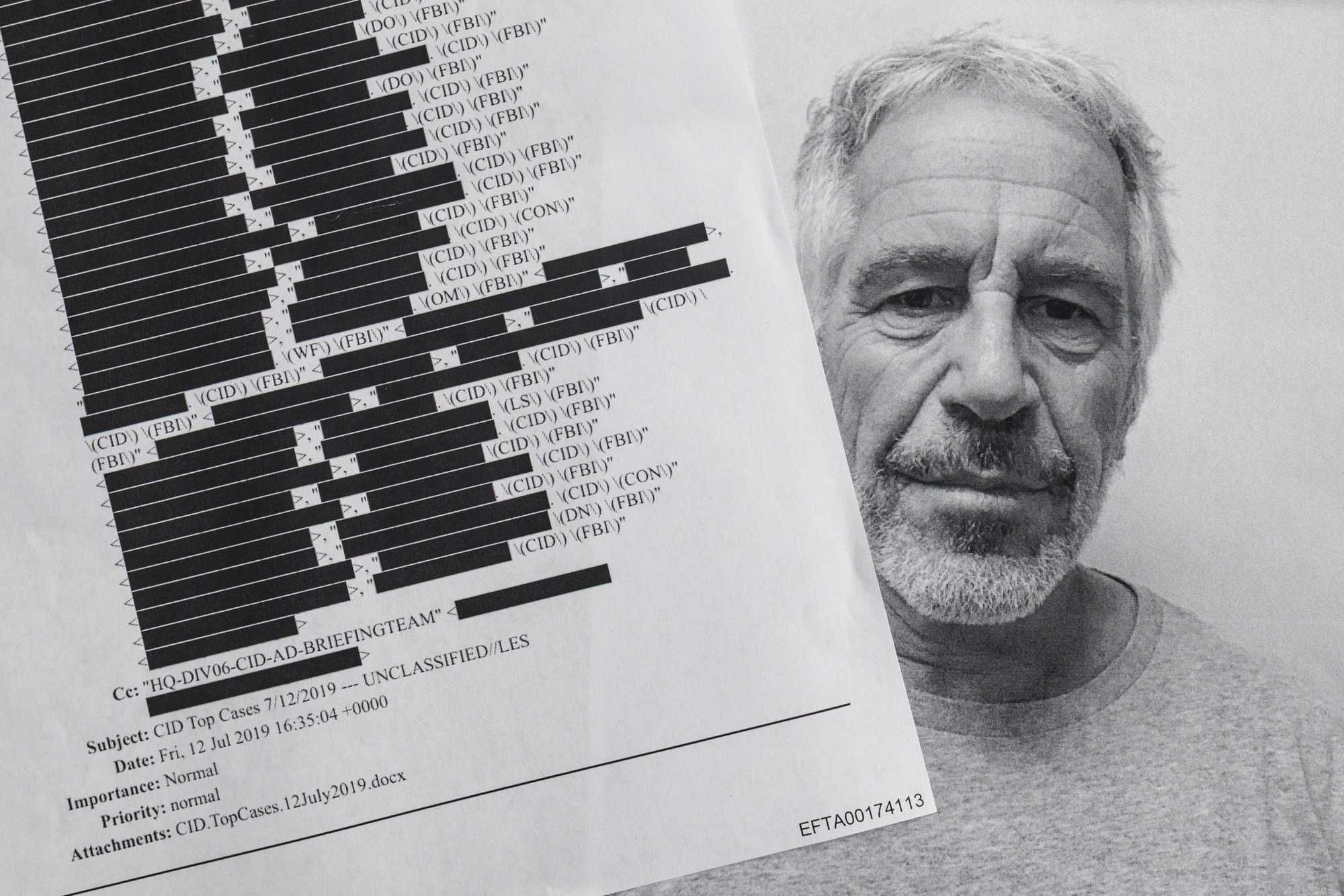 Dal miliardario alla «segretaria». Gli altri sodali impuniti di Epstein