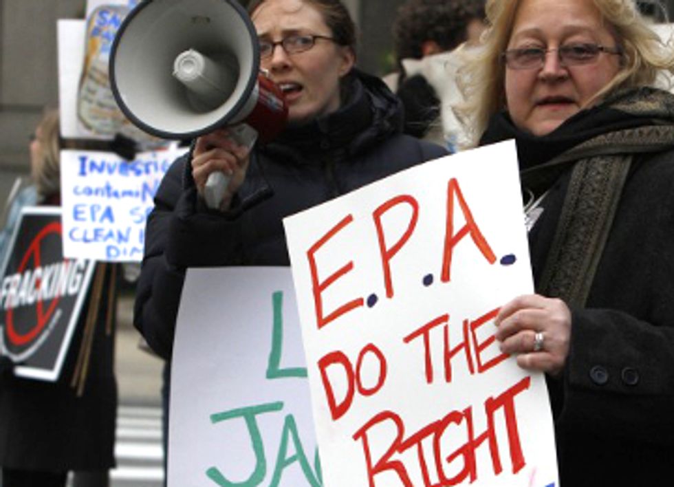 EPA Pushes Back Fracking Impact Study to 2016