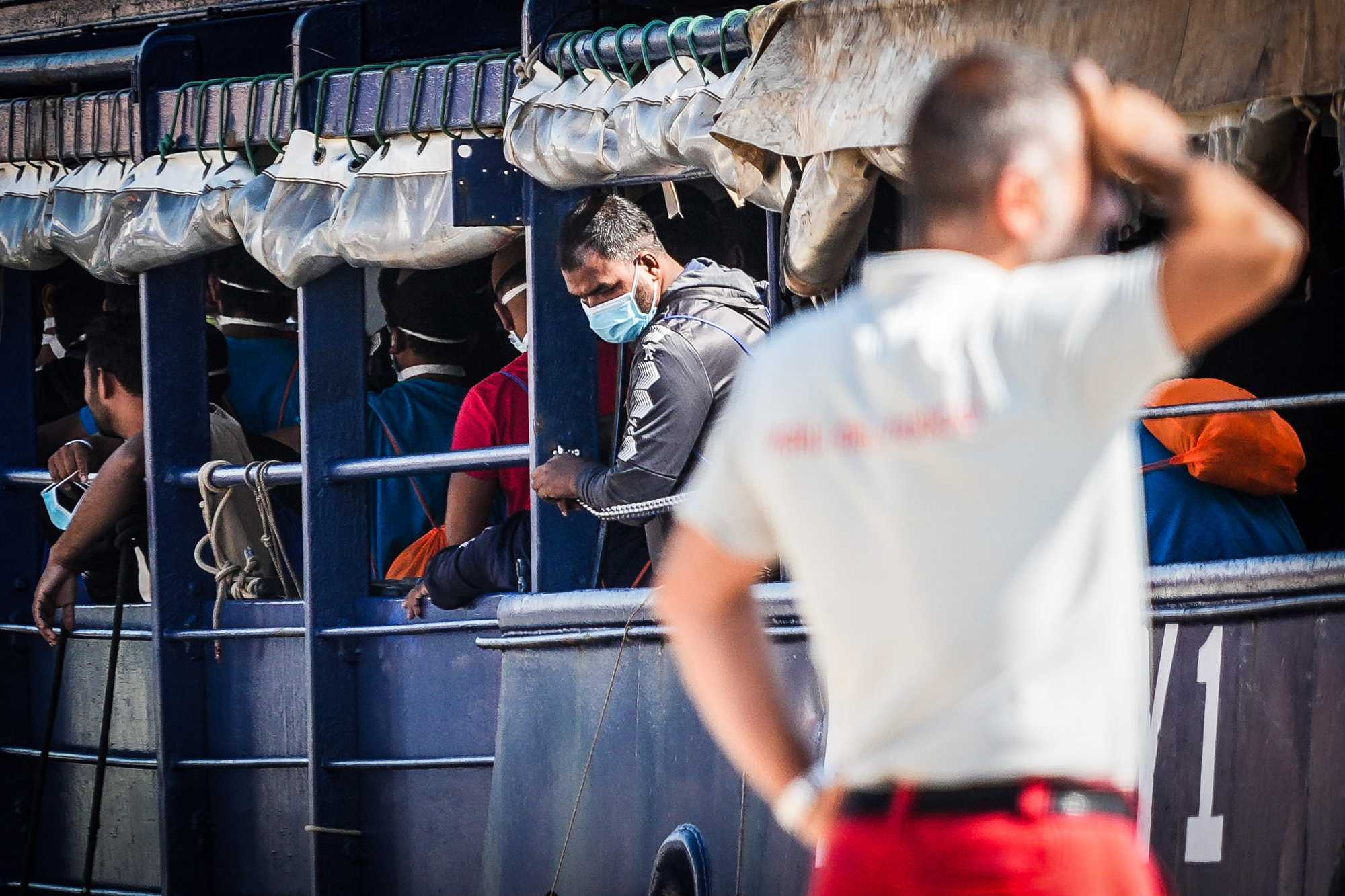 Ddl immigrazione: dal blocco navale alla stretta sui permessi