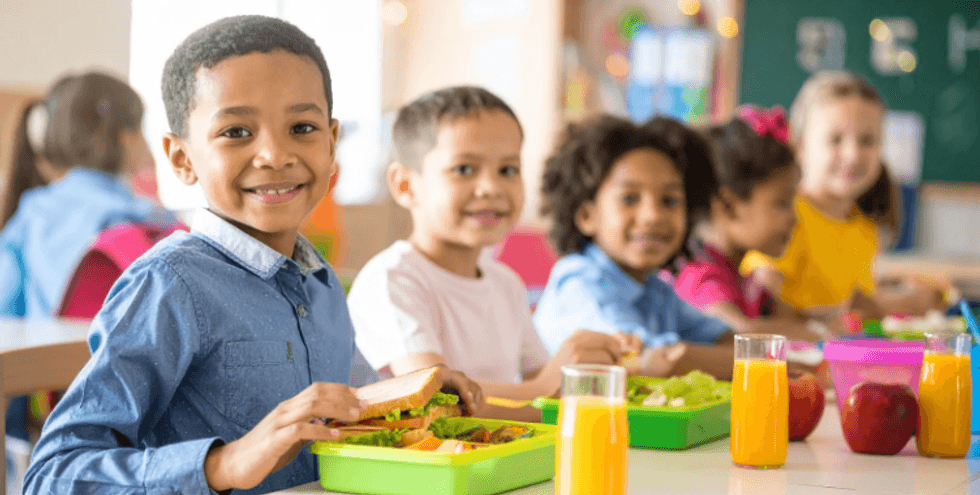 lunch, school lunch, kids eating, lunch lady, cafeteria