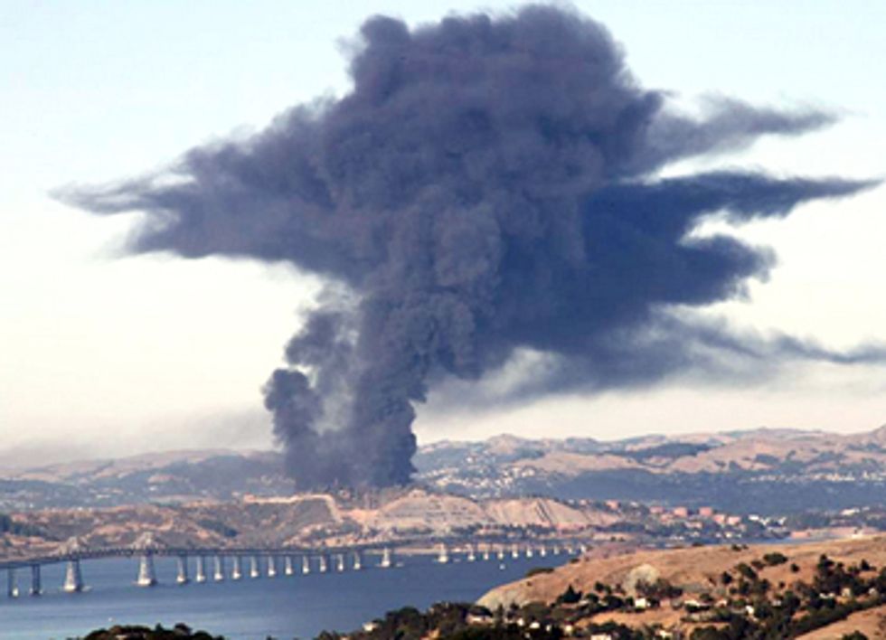 Bay Area Battles Chevron's Dangerous Tar Sands Refinery