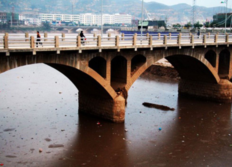 China to Act on Massive Contamination of Water Supply