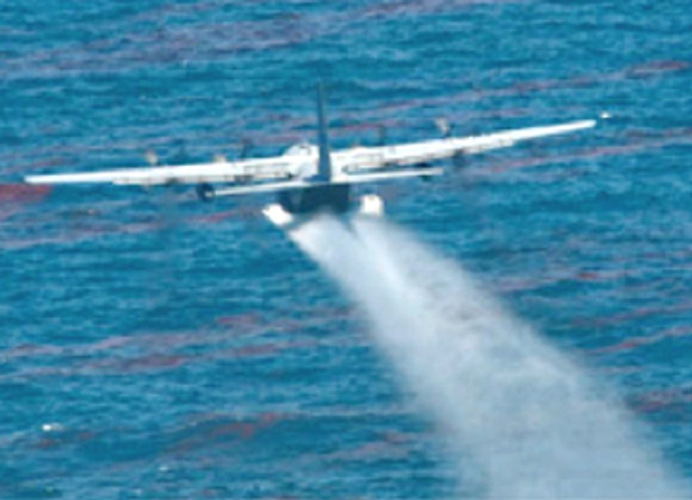 Rules on Toxic Clean Up Chemicals Unclear as New Leak Pours into Gulf of Mexico