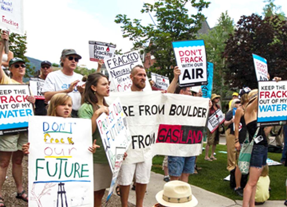 Colorado Residents Protest Fracking at Democratic Governors' Conference