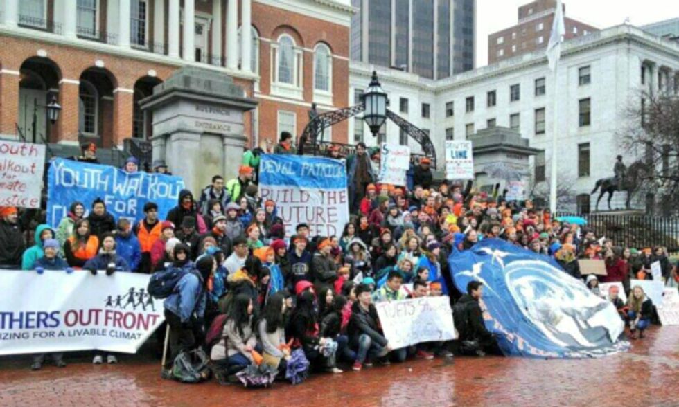 Hundreds of Students Participate in Walkout, Call for Gov. Patrick to Act on Climate Change