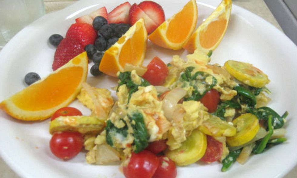 Yale Researchers Show Why Choosing a Paleo, Low-Carb or Fat-Free Diet is Not the Healthiest Way to Go