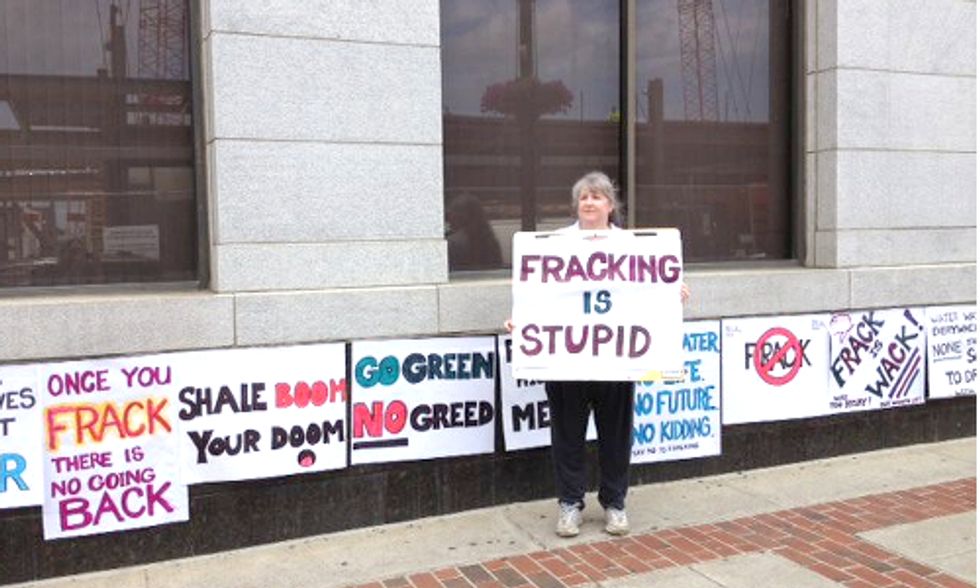 Anti-Fracking Group Pressures Pennsylvania Governor Candidates For Moratorium Commitments
