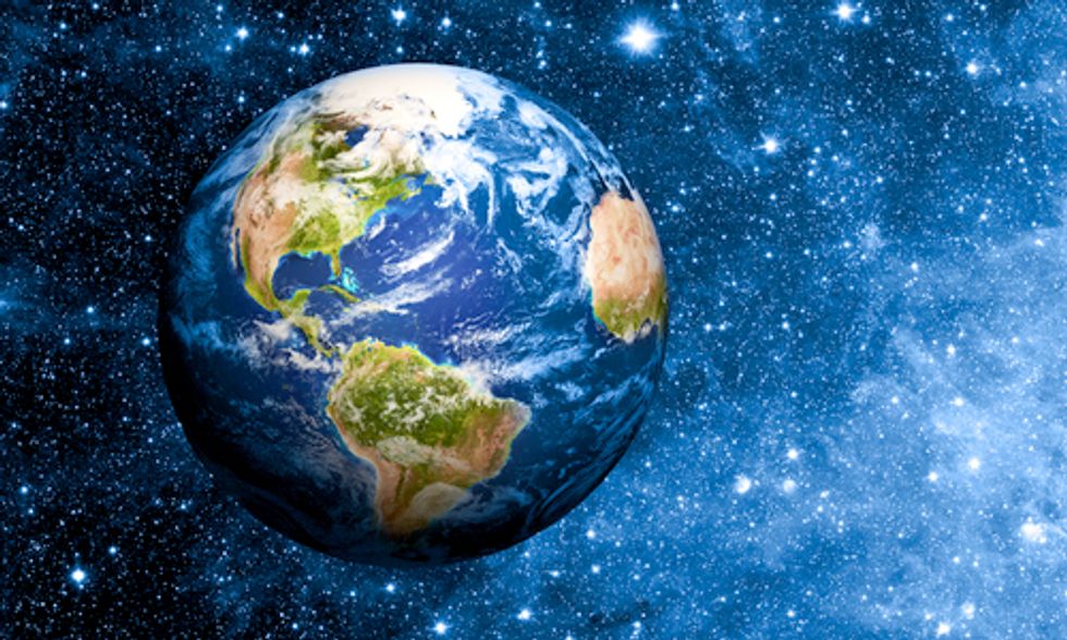 10 Low-Carbon Ways to Save Money For Earth Day and Beyond