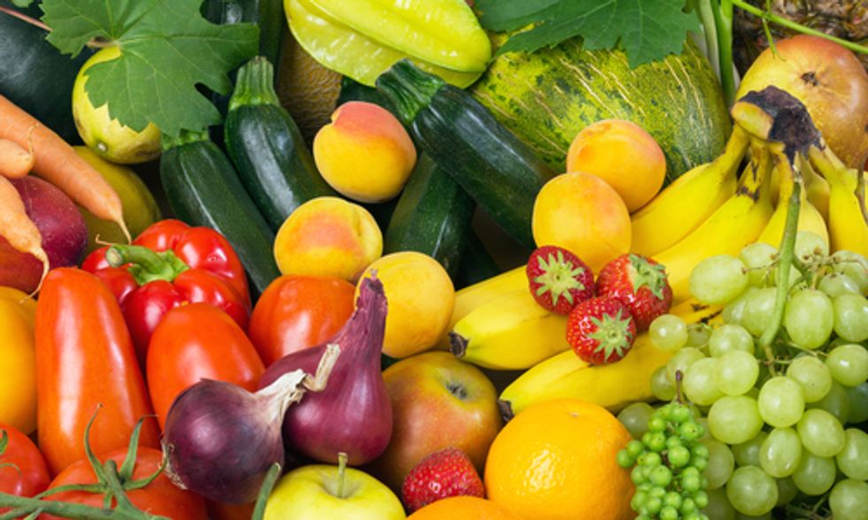 Pesticides in Produce: Which Fruits and Veggies Are in The ‘Dirty Dozen' and ‘Clean 15’