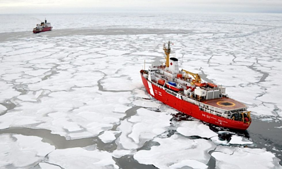 Federal Study Warns Oil Industry Nowhere Near Prepared for Spill in Arctic