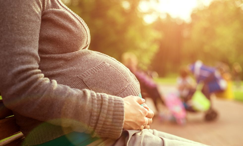 How Weight Gain During Pregnancy Could Protect Your Baby From Toxic Chemicals