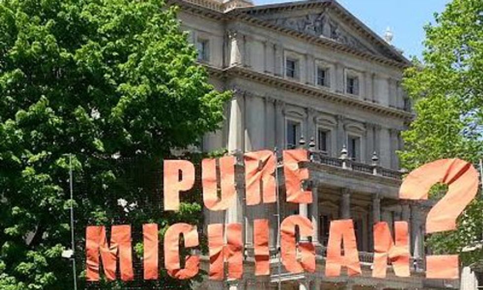 Michigan Action Camp Hosts Anti-Fossil Fuel Flash Mob at State Capitol