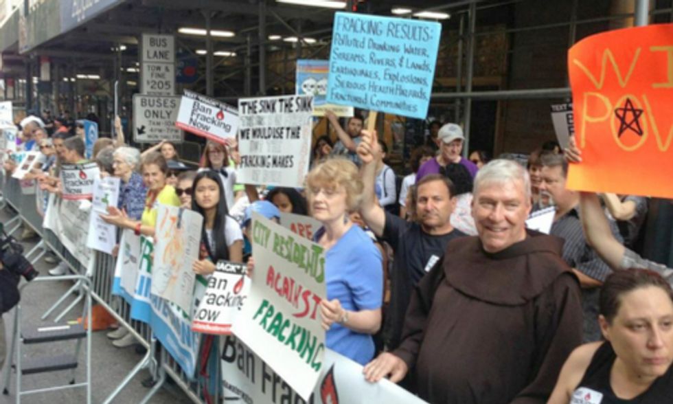 New Yorkers Rally for Statewide Fracking Ban at Gov. Cuomo Fundraiser