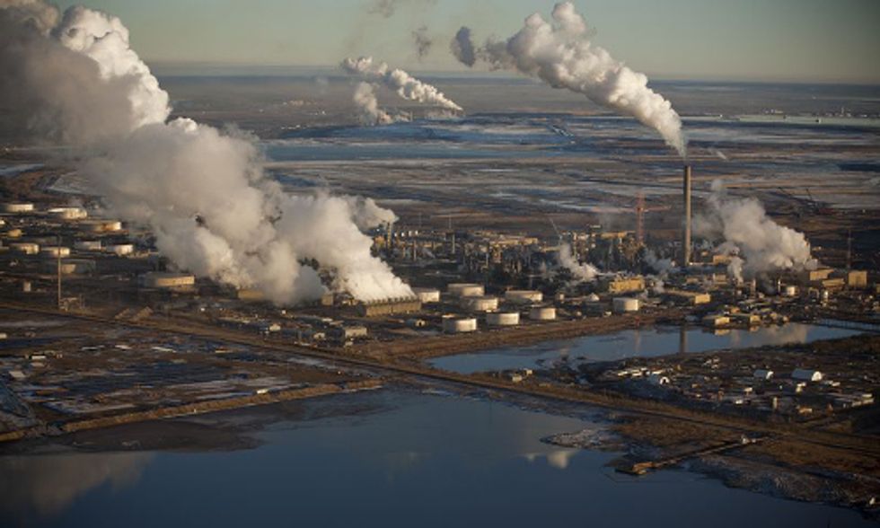 Cumulative Climate Impacts of Tar Sands Pipelines