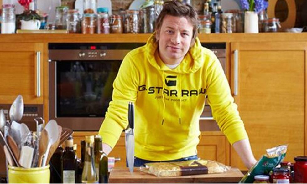 Celebrity Chef Jamie Oliver Warns U.S. Food Not Safe for Britain
