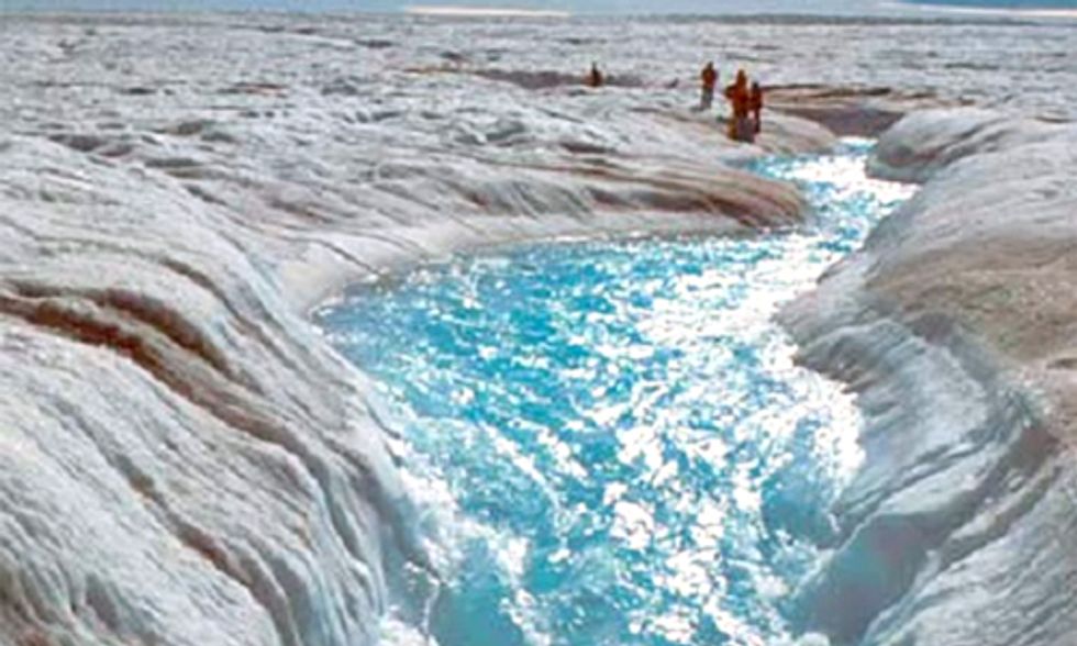 New Satellite Maps Show World's Major Ice Caps Melting at Unprecedented Rate