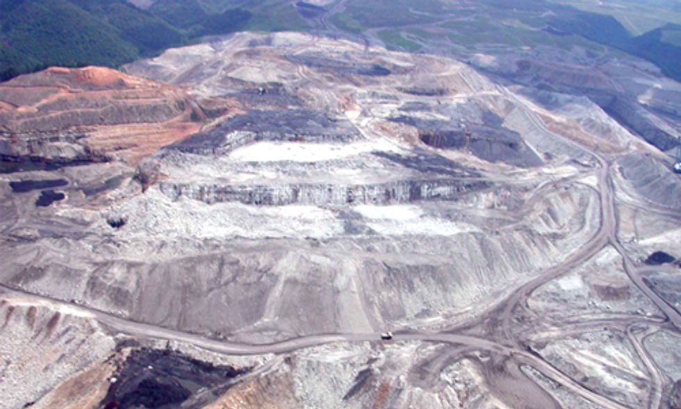 Dear Sec. Burwell: Come Home to See Firsthand Appalachia's Health Crisis and Help Us Halt Mountaintop Removal Mining