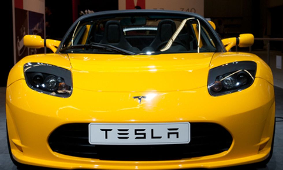 Tesla Announces Huge Renewable Energy-Fueled Battery Factory Near Reno