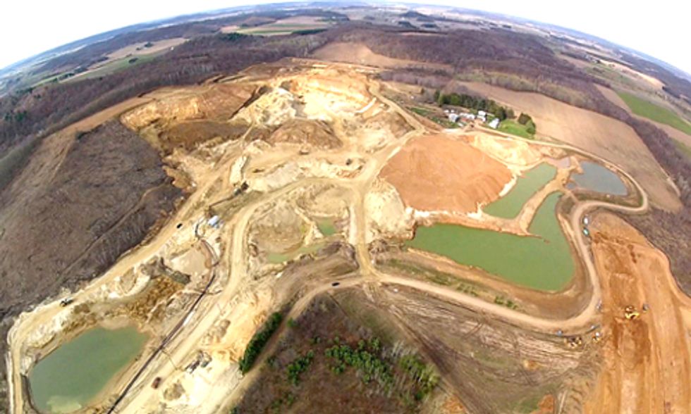 Groups Call for Ban on Frac-Sand Mining in Wisconsin