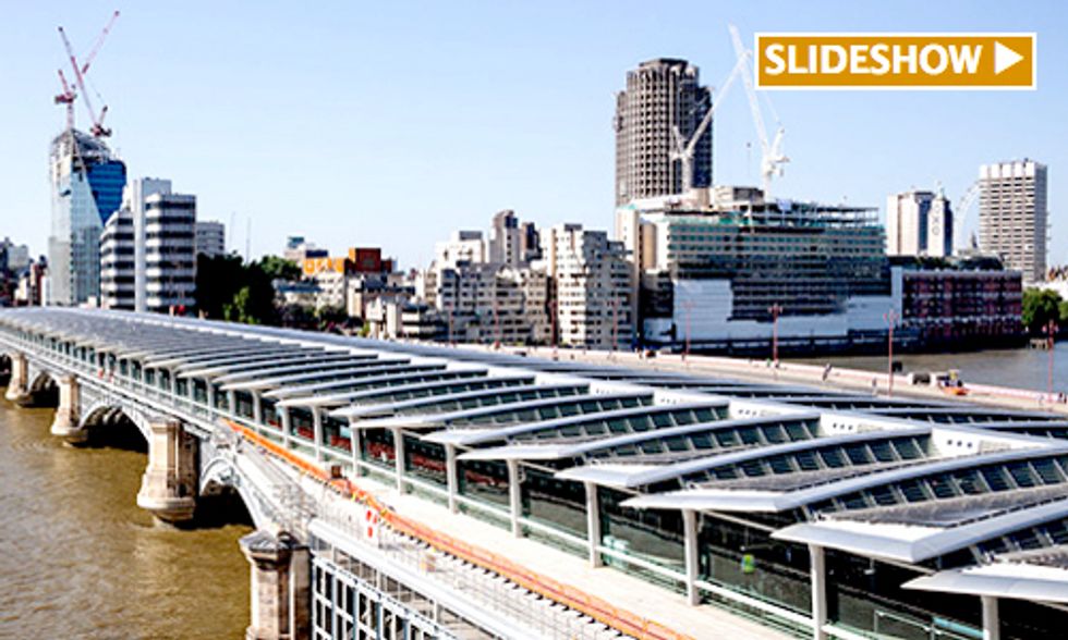 London Unveils World's Largest Solar Bridge