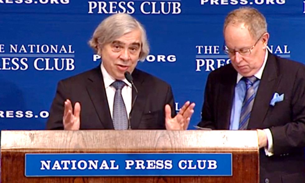 Energy Secretary Moniz Announces $6.5 Billion Loan For First Nuclear Plants in Nearly 30 Years