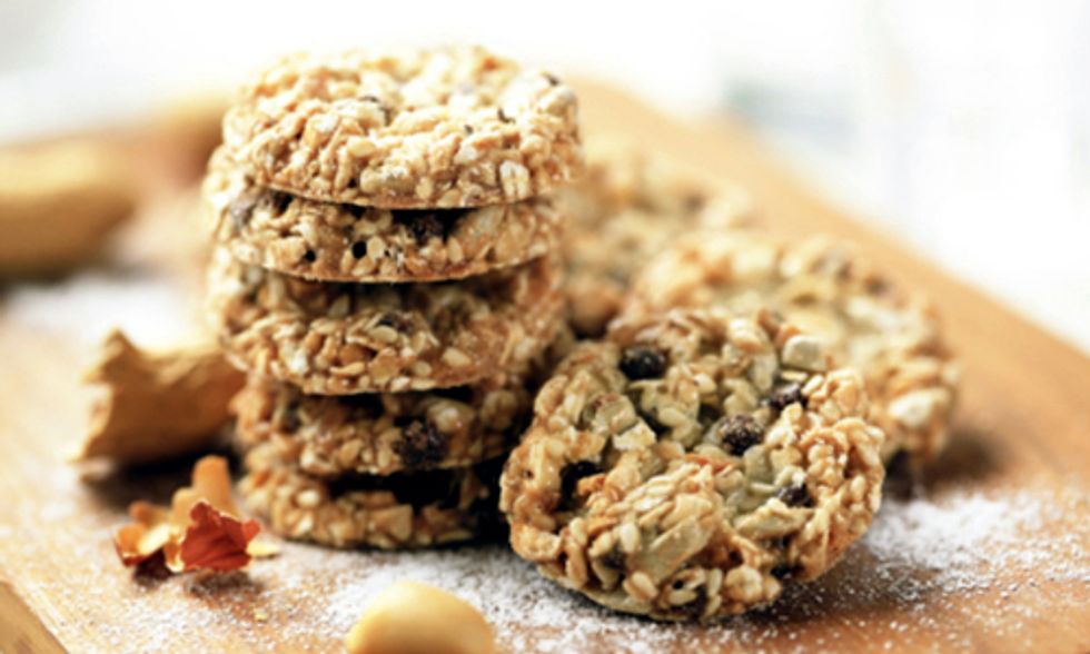 3 Dairy Substitutes to Make Baking Vegan Desserts a Piece of Cake
