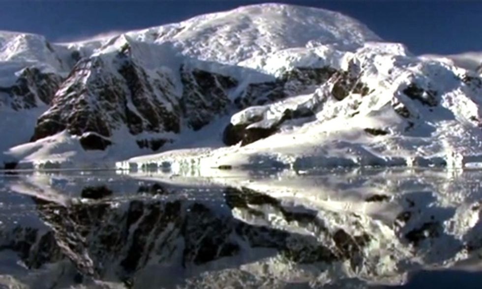 Antarctic Expedition Team Finds Clear Signs of Climate Change at the Bottom of the World