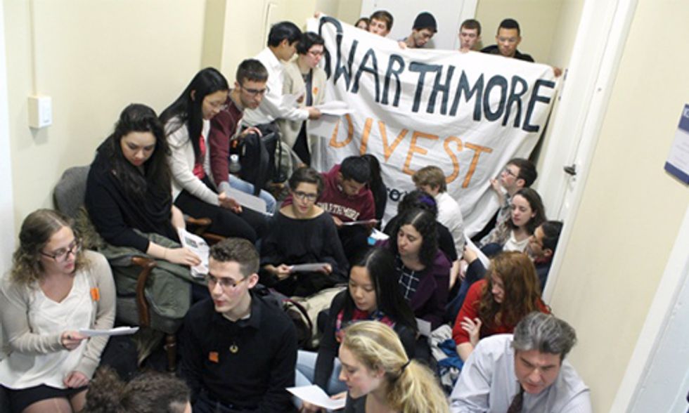 Students Occupy Swarthmore College Demanding Fossil Fuel Divestment
