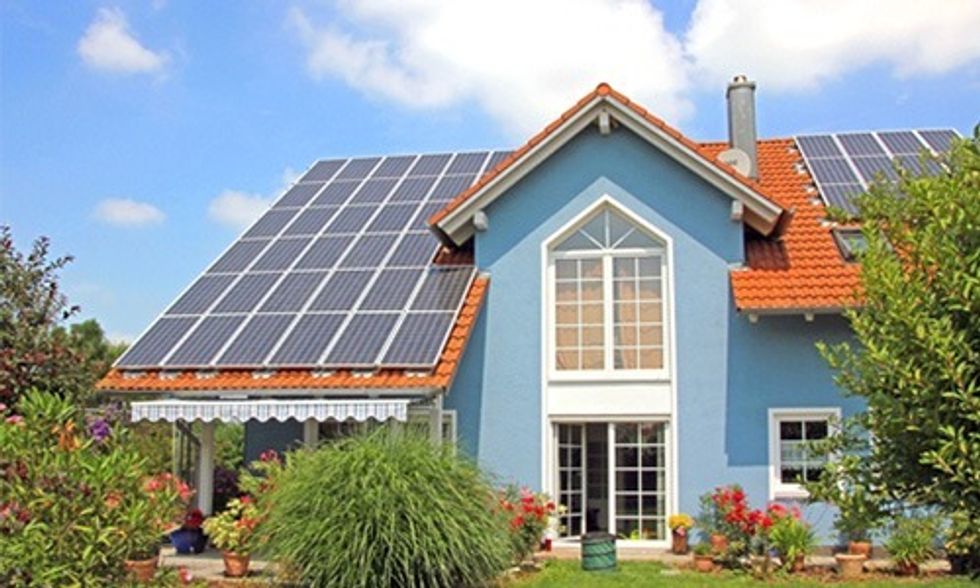 Al Gore Teams Up With Tea Party to Fight for Rooftop Solar