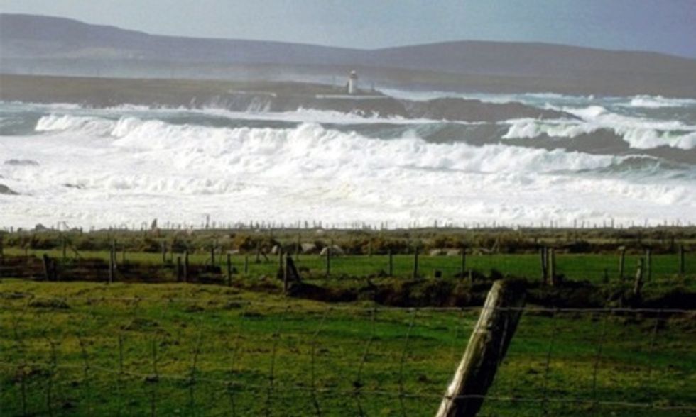 Who Will Win the Tidal Wave Energy Race?