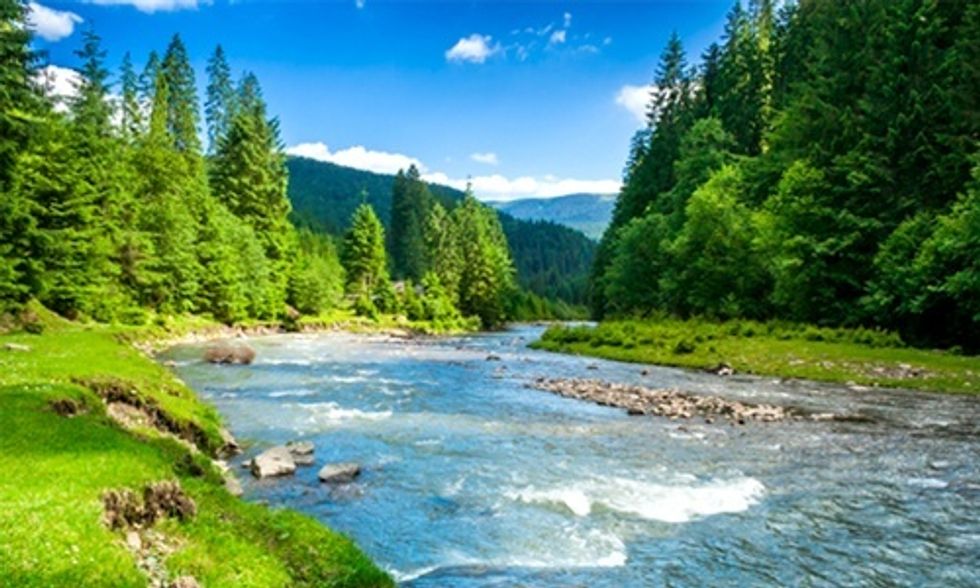 8 Reasons the Clean Water Rule Fails to Protect People and the Planet