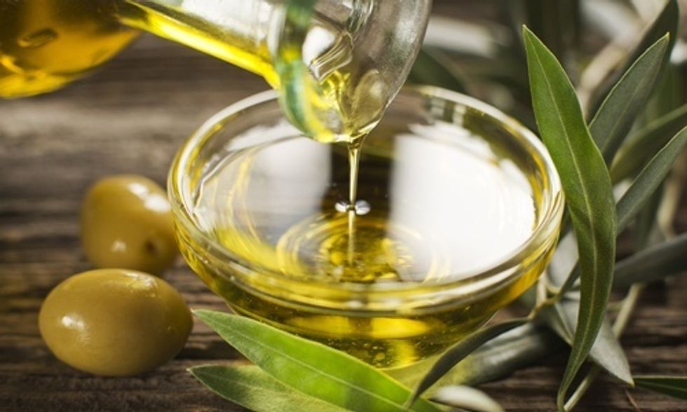 What's the Verdict on Olive Oil: Is it Good or Bad for You?