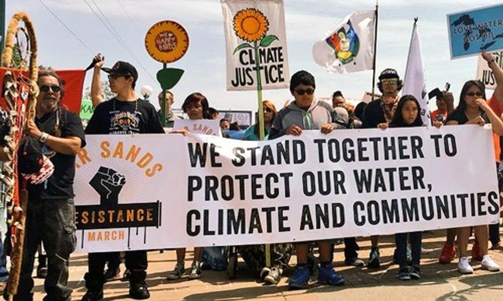5,000+ Take to the Streets for Historic 'Tar Sands Resistance March'