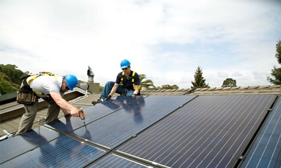 12 Reasons Why Solar Is Having an Explosive Year