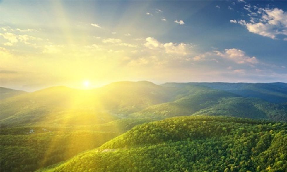 Sunlight Striking Earth’s Surface in Just One Hour Delivers Enough Energy to Power World Economy for Entire Year