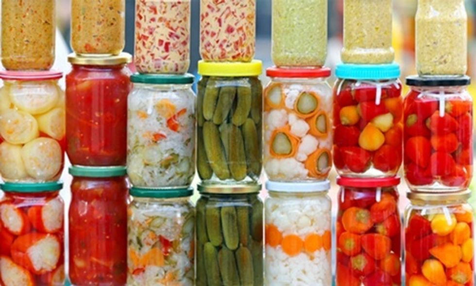 5 Reasons You Should Eat Probiotic-Rich Fermented Foods
