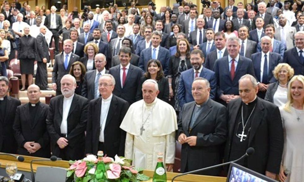 With Pope Francis at the Helm, World's Mayors Pledge to Fight Climate Change