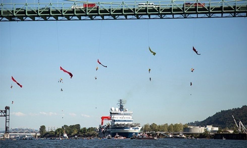 40 Hour Standoff Ends in Call to Obama to Cancel Shell's Arctic Drilling Plans