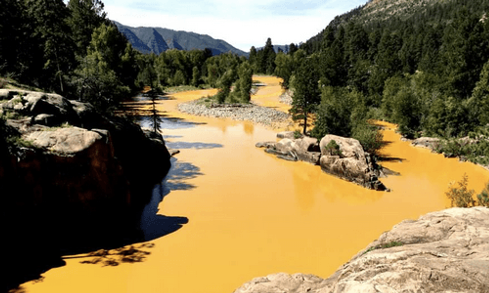 1 Million Gallons of Mine Waste Turns River in Colorado Orange