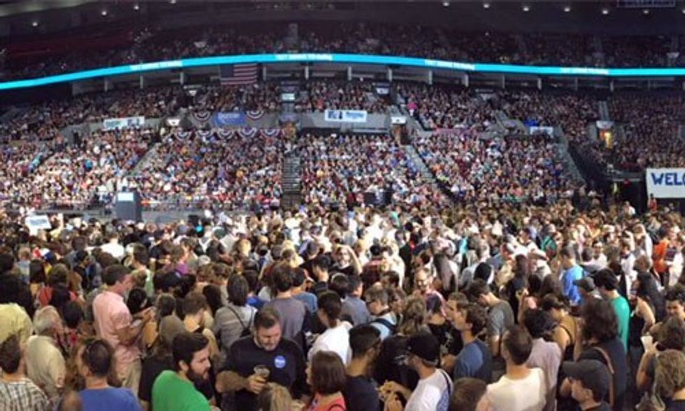 Bernie Sanders Draws 28,000 in Portland, Largest Turnout for Any Presidential Candidate This Year