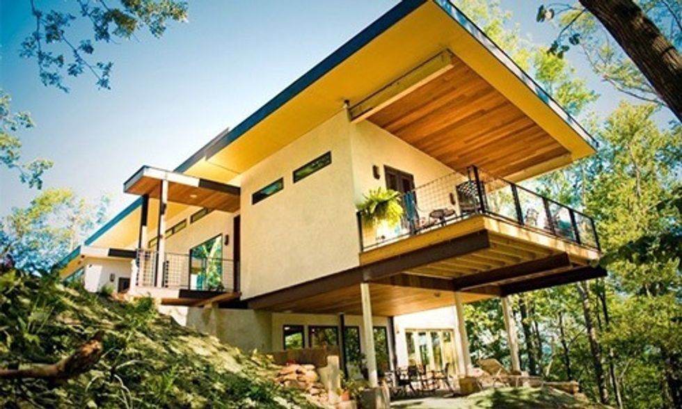 America’s First Hemp House Pulls CO2 From the Air