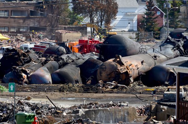 fracked oil train car fracked oil train car