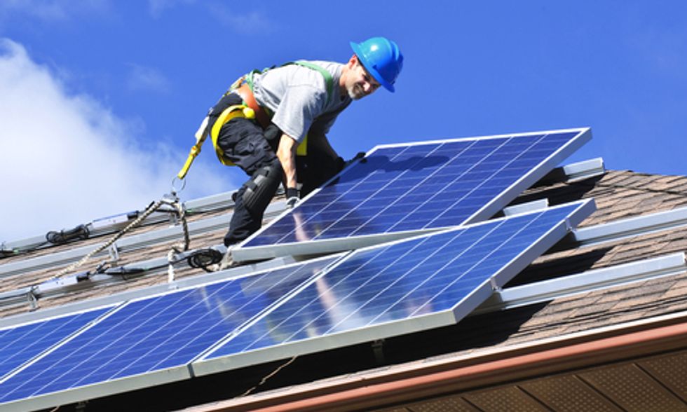 Renewable Energy 'Creates More Jobs Than Fossil Fuels'