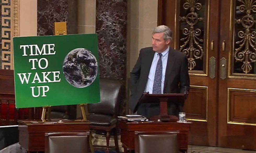 Carbon Fee Bill Introduced in the Senate