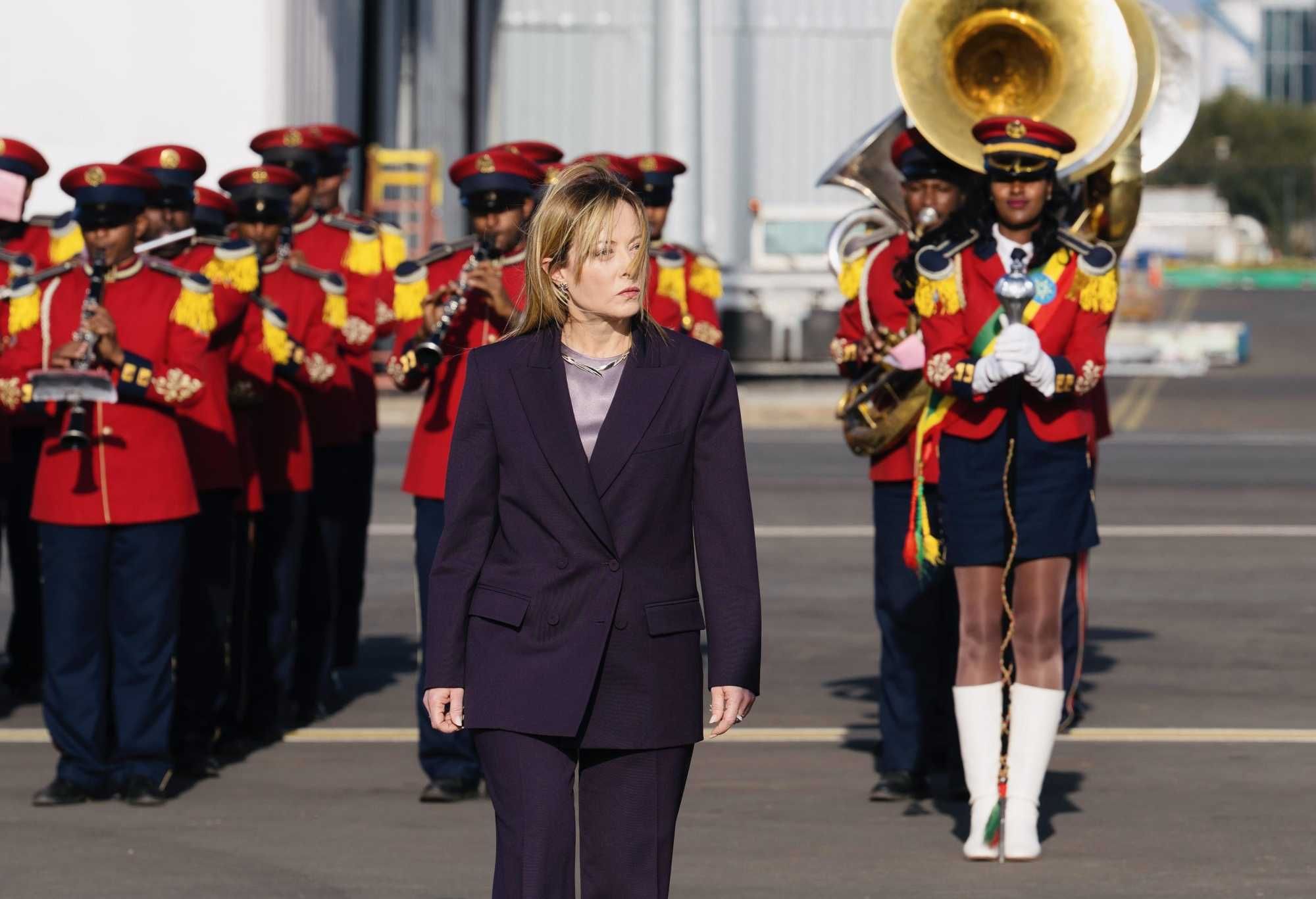 Meloni tira una rampogna a Merz: «Stati Uniti partner fondamentale»