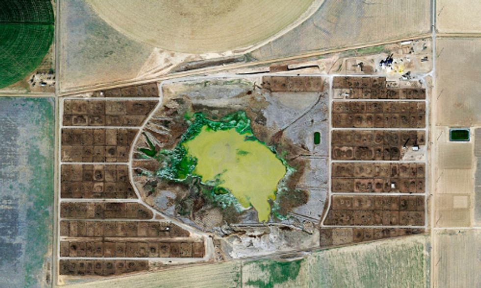 Stunning Aerial Photos Show How Factory Farms Ravage the Earth