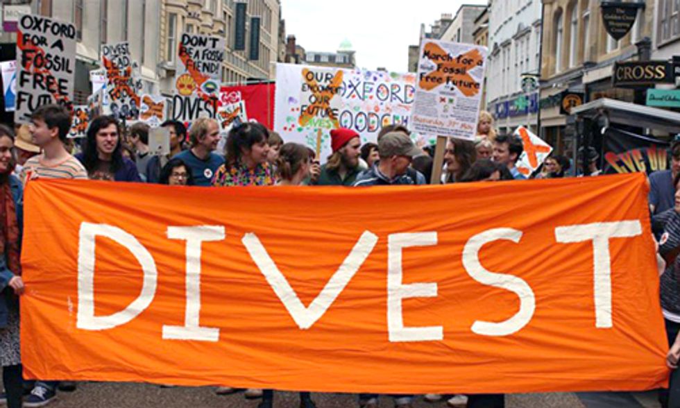 Banks Fear Risk of Investment in Fossil Fuels