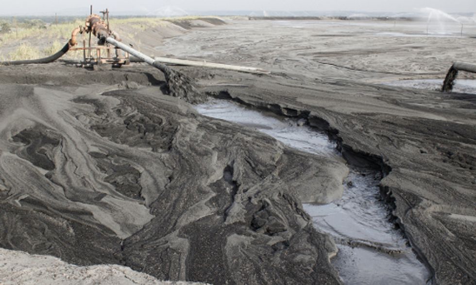 EPA's First-Ever Coal Ash Rules 'Do Not Go Far Enough to Protect Families'