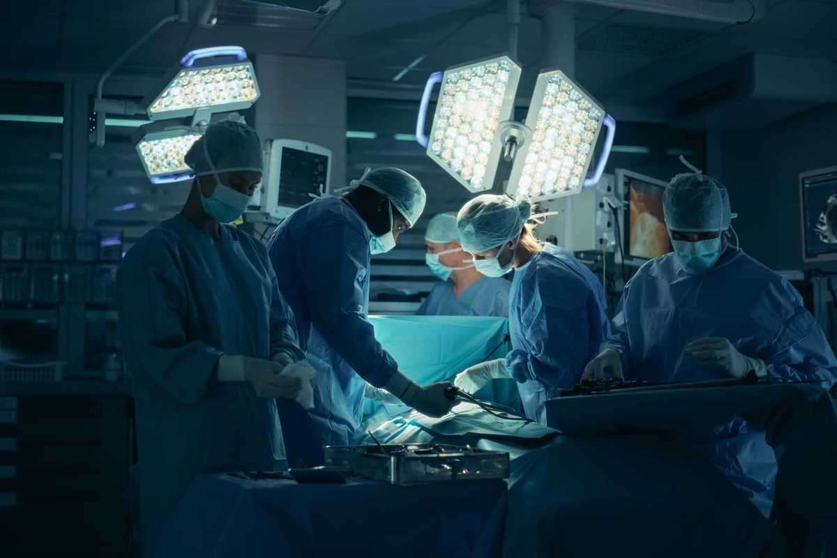 Un bimbo dal cuore bruciato, due pareri medici