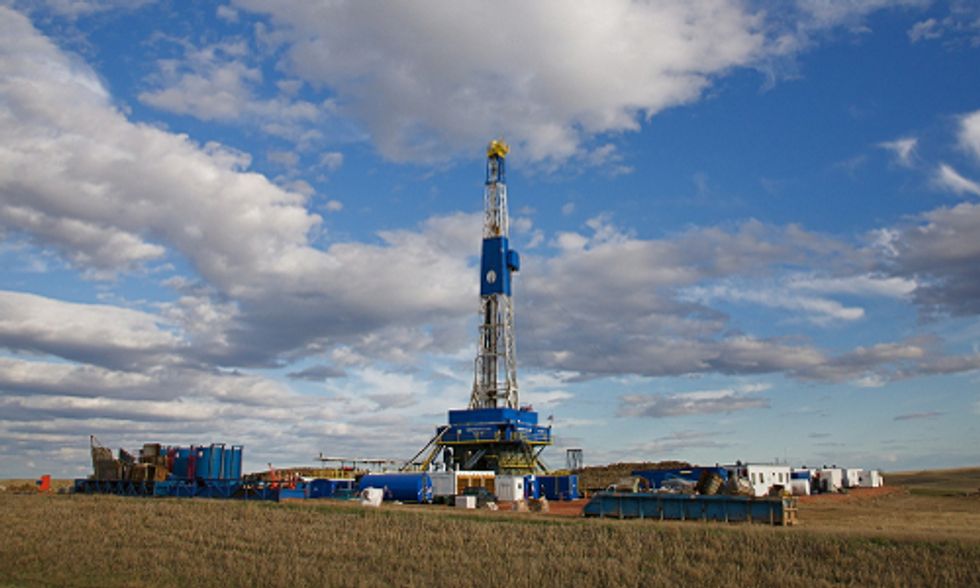 Plunging Oil Prices Trigger Economic Downturn in Fracking Boom Town